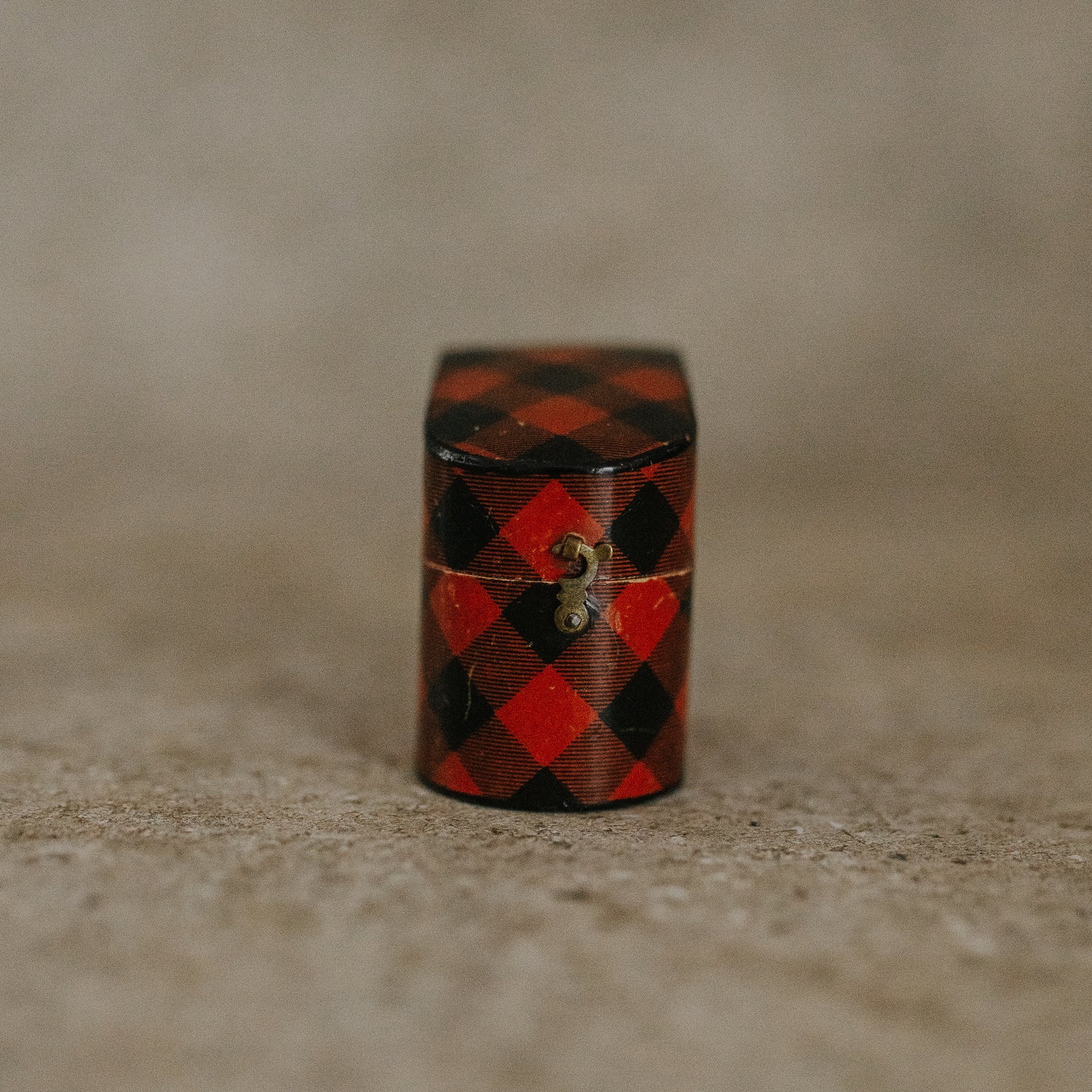 Tartanware Thimble Case with Thimble