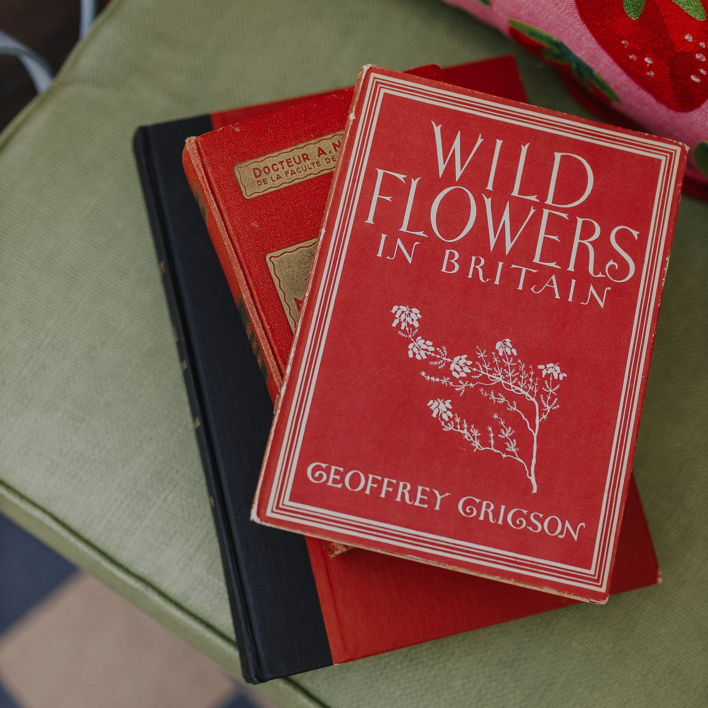 Red Floral Book Set