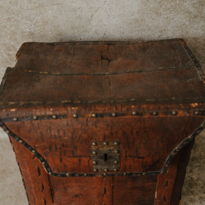 Swedish Bärkont Fist Trunk