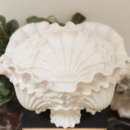 Vintage Mottahedeh Italian Shell Soup Tureen