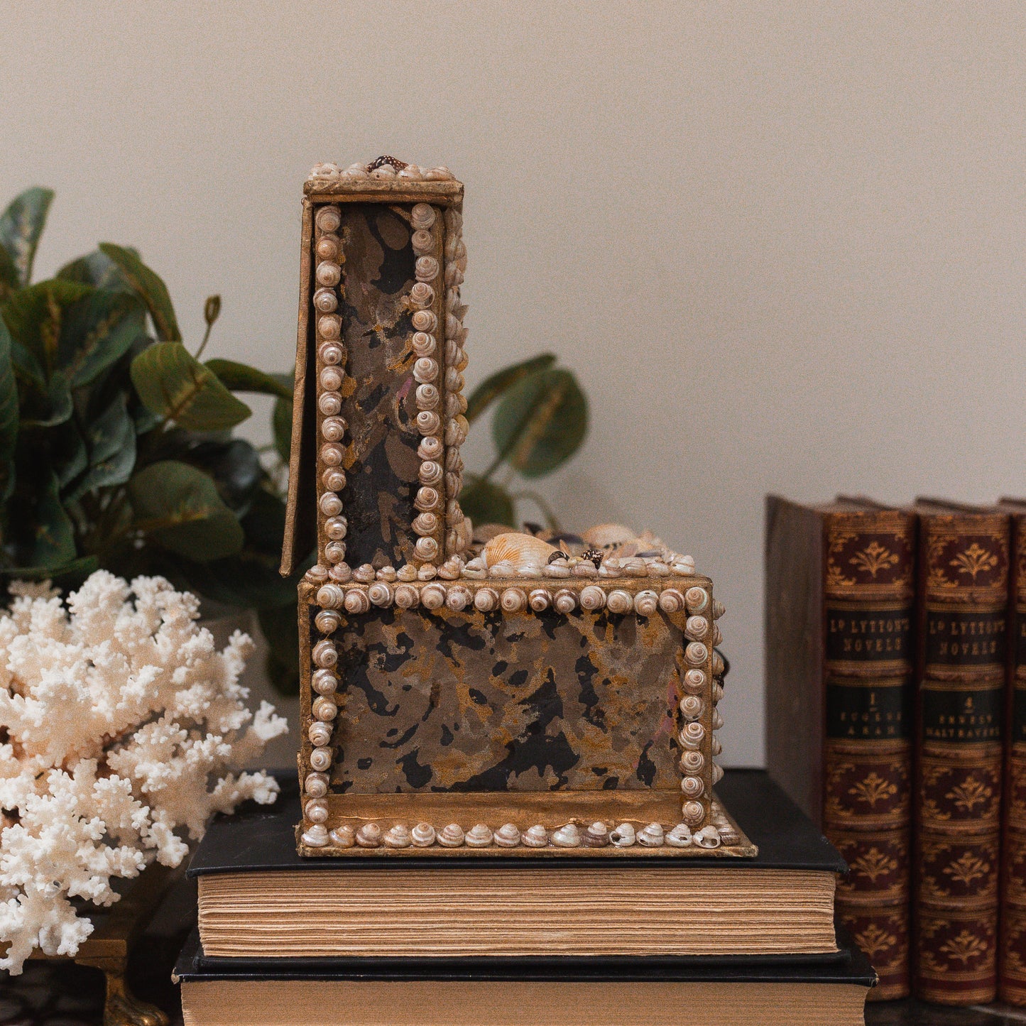 Vintage Sailor Sea Shell Clock & Jewelry Box